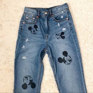 Divided H&M Mickey Slim Mom Jeans